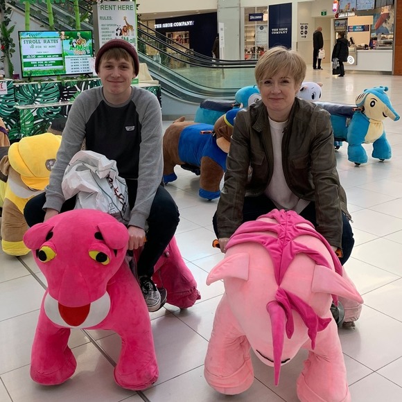 Meet your Posher, Nadja - Picture 1 of 1